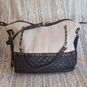Chic Black and White Shoulder Bag with Croco Leather and Quilted Design
